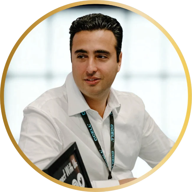 Matthew Khalili speaking with investors at an industry event
